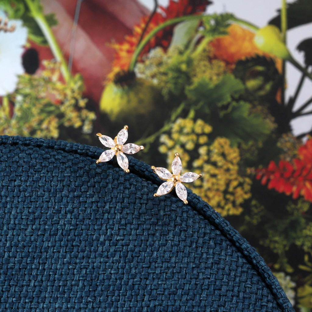 Clear Gem Flower Stud Earrings - sterling silver-NuNu jewellery