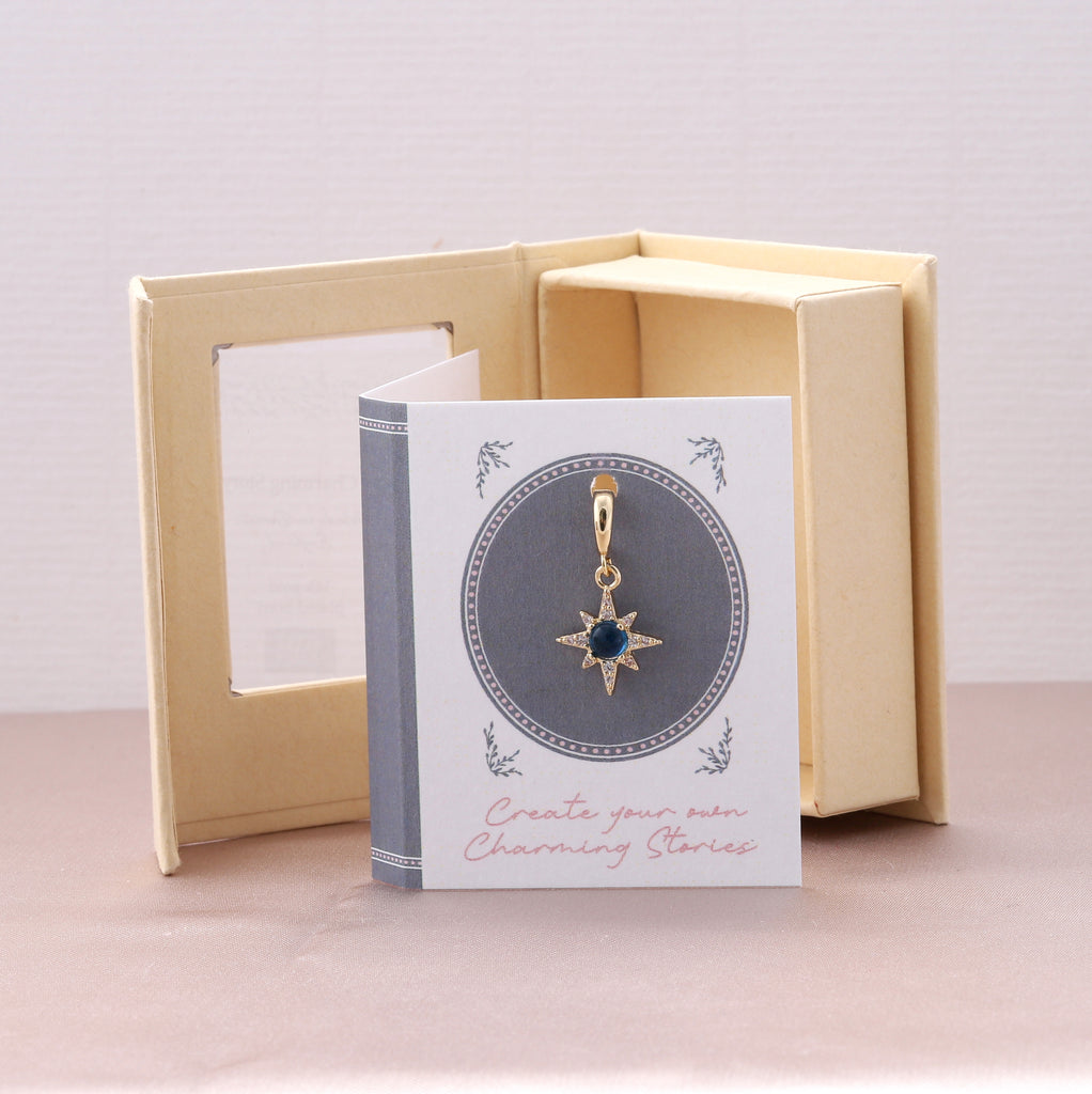 charm 17 - sterling silver-NuNu jewellery