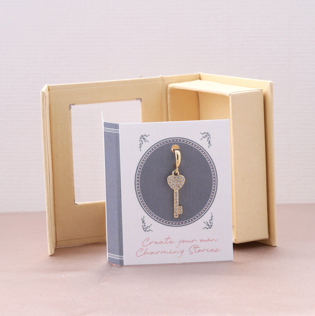 charm 16 - sterling silver-NuNu jewellery