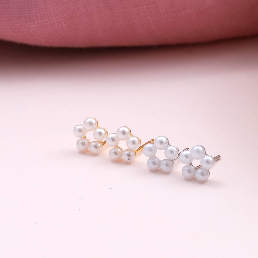 Sterling Silver Pearl Circle Earrings Studs - sterling silver-NuNu jewellery